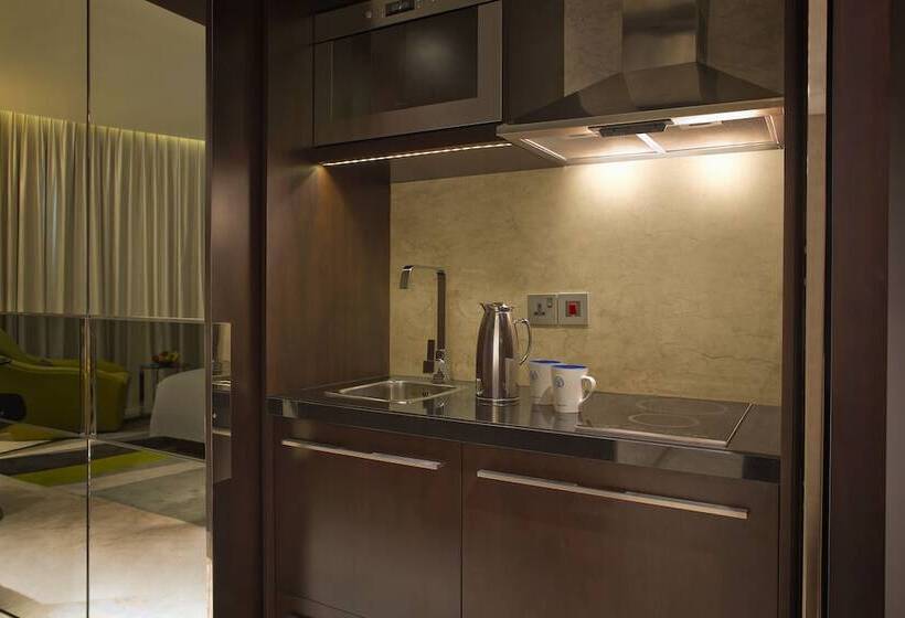 اتاق استاندارد با تخت دوبل, Al Ain Rotana