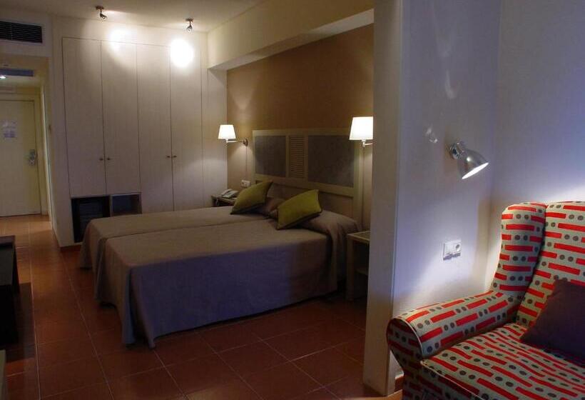 غرفة كلاسيكية مع بلكونة, Alcossebre