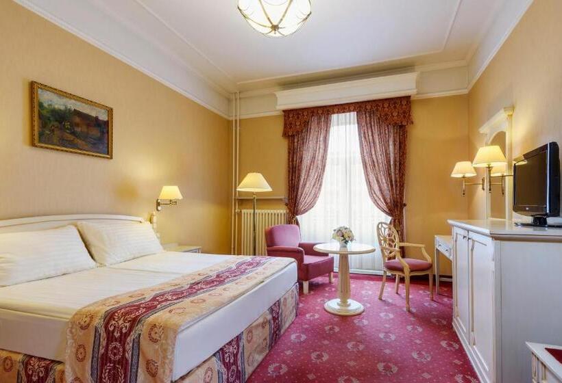 غرفة كلاسيكية, Danubius Hotel Astoria City Center