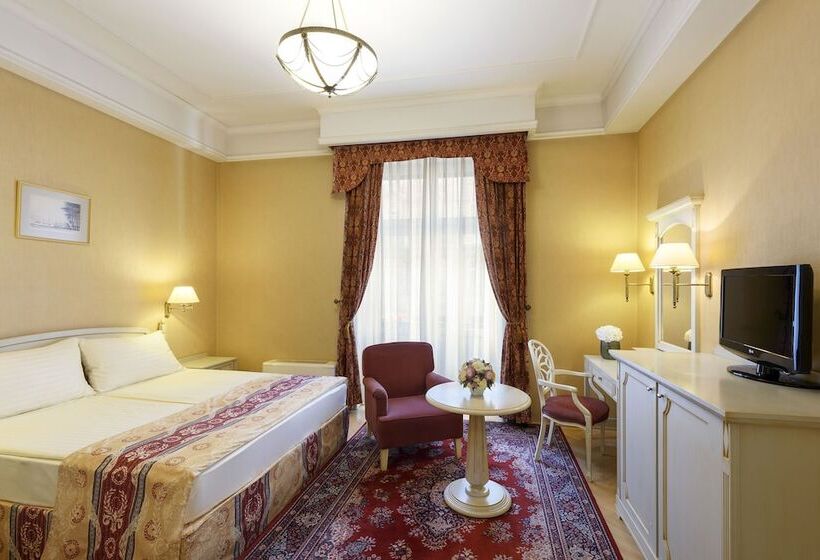 غرفة عائلية, Danubius Hotel Astoria City Center