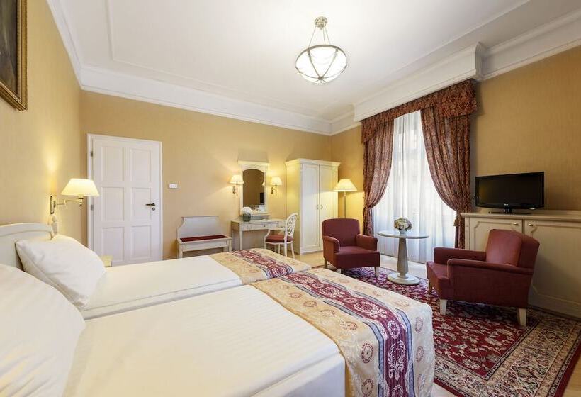 غرفة عائلية, Danubius Hotel Astoria City Center