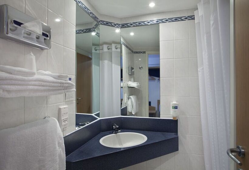 اتاق استاندارد, Holiday Inn Express Geneva Airport, An Ihg