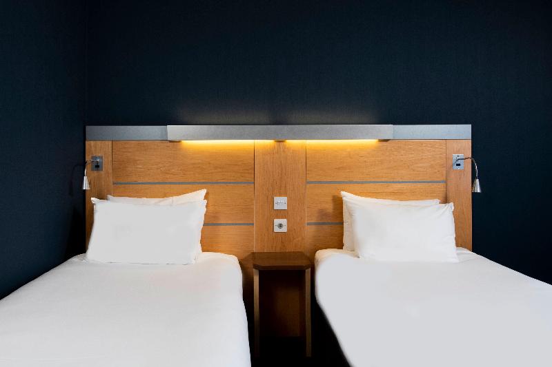 اتاق استاندارد, Holiday Inn Express Geneva Airport, An Ihg