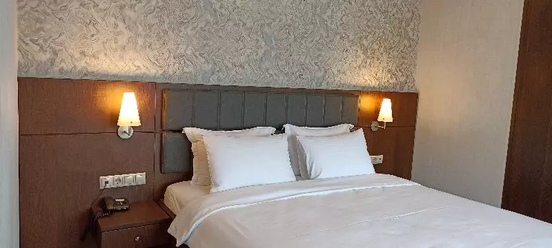 デラックススイート, Iris Hotel & Spa