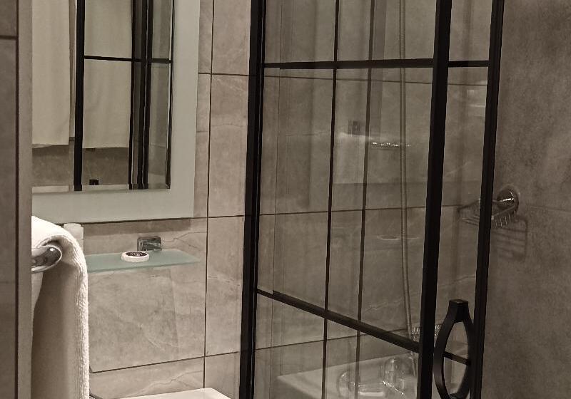 デラックスルーム, Iris Hotel & Spa