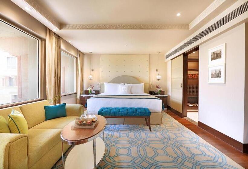 اتاق کلاب, Itc Maratha, A Luxury Collection Hotel, Mumbai