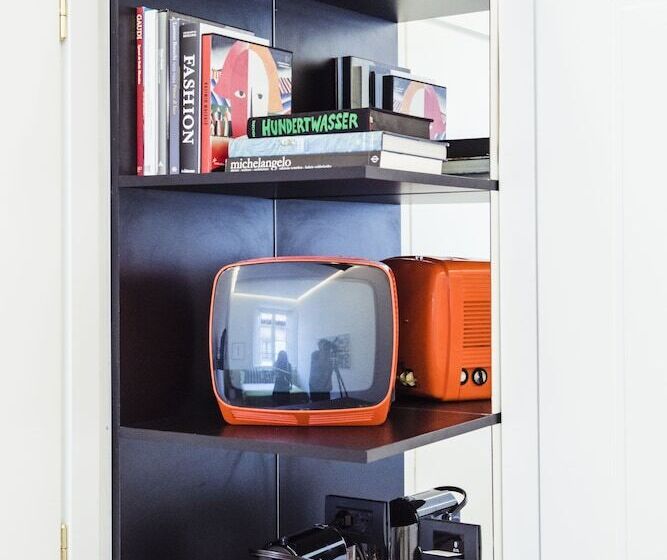 Quarto deluxe, Milu Florence