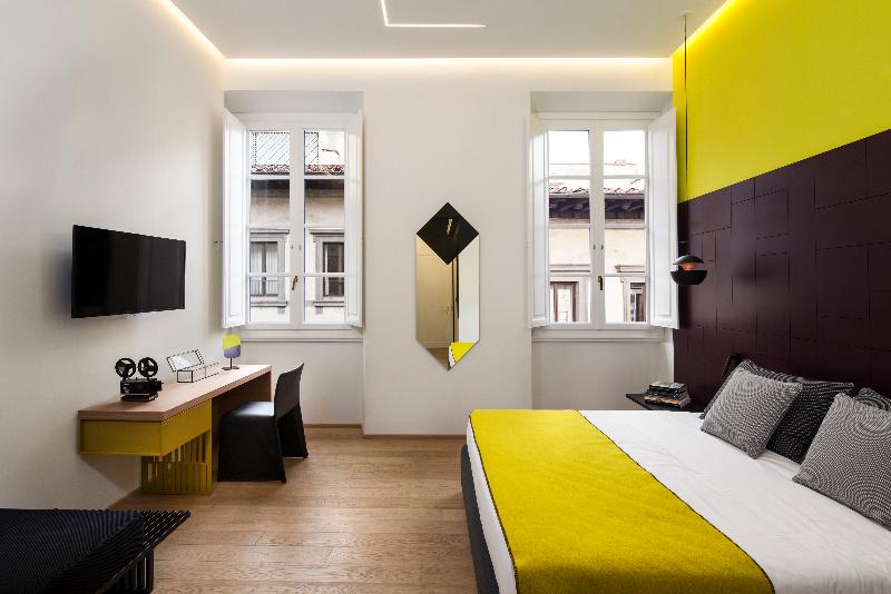 Quarto deluxe, Milu Florence