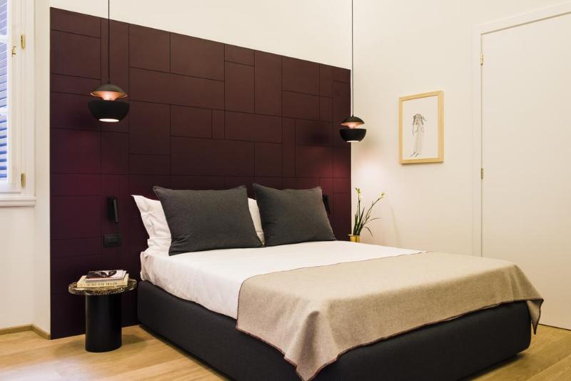 Quarto deluxe, Milu Florence