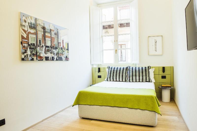 Quarto Superior Individual, Milu Florence