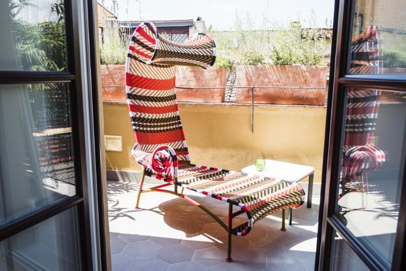 Quarto Deluxe com Balcão, Milu Florence