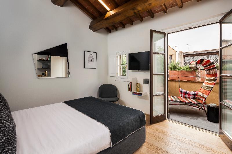 Quarto Deluxe com Balcão, Milu Florence