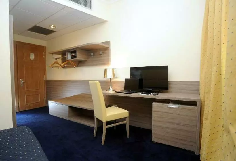اتاق استاندارد, Palace Inn Rome Fiano
