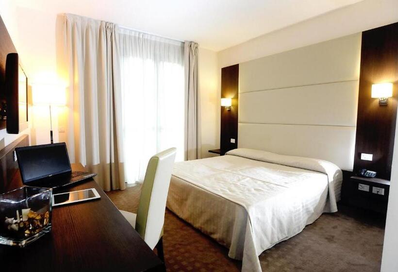 חדר דלוקס, Palace Inn Rome Fiano