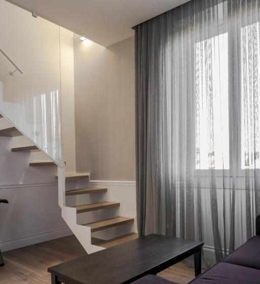 مجموعه ویستا شهر, Palazzo Castri 1874 Hotel & Spa