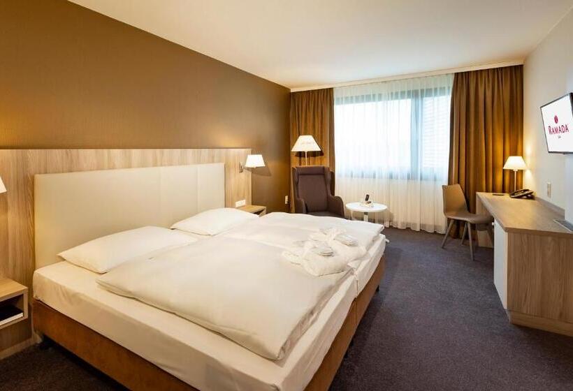 스위트 킹사이즈 침대, Ramada Graz