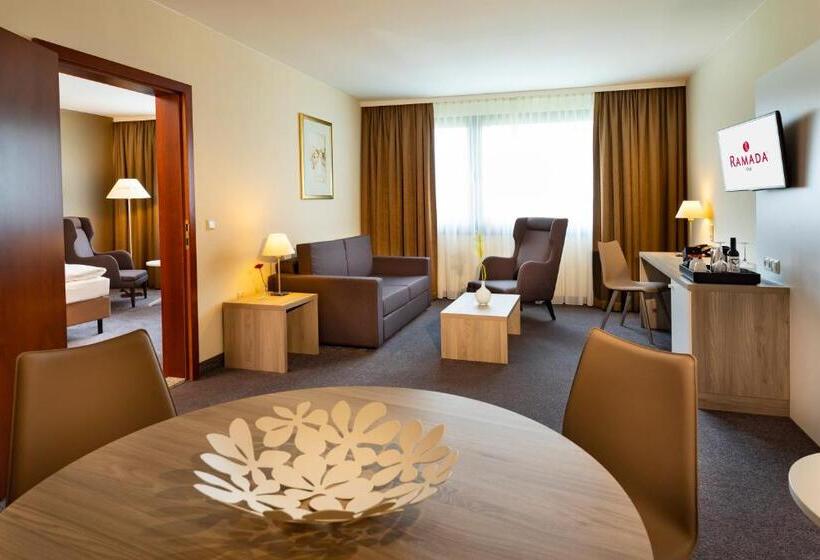 스위트 킹사이즈 침대, Ramada Graz