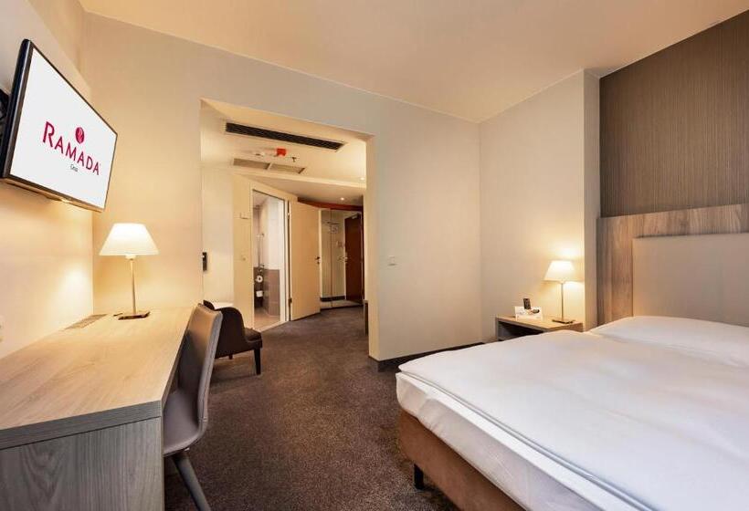 장애인을 위한 스탠다드 룸, Ramada Graz