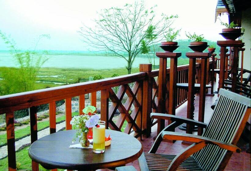 اتاق لوکس, Inle Lake View Resort & Spa