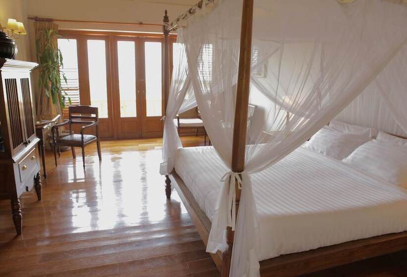 اتاق لوکس, Inle Lake View Resort & Spa