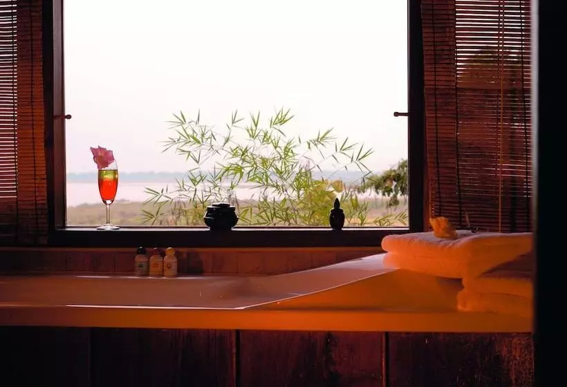 سوییت جونیور, Inle Lake View Resort & Spa