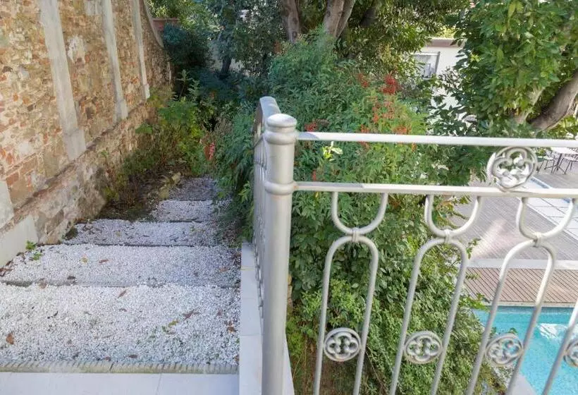 آپارتمان 1 خوابه با چشمانداز باغ, Palazzo Castri 1874 Hotel & Spa