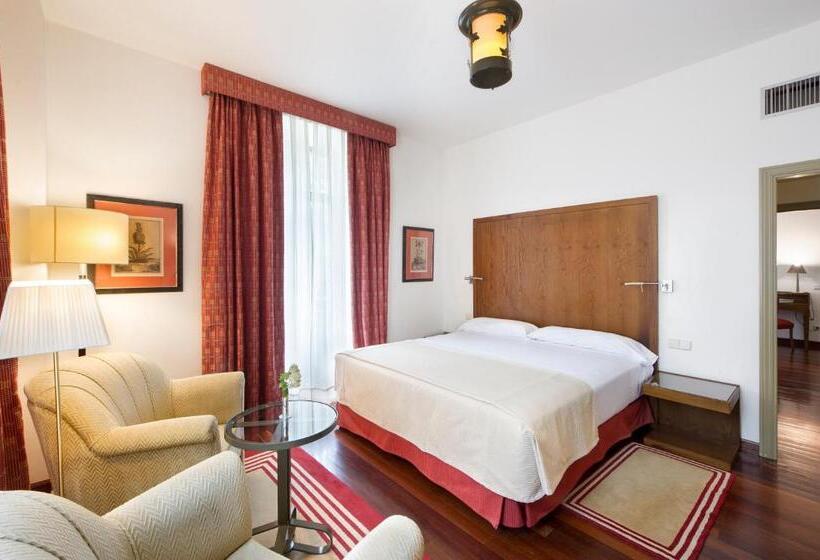 سوییت جونیور, Parador De Limpias