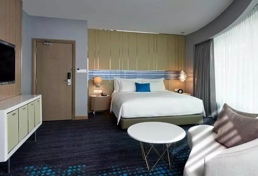 キングサイズベッドのエクゼクティブルーム, Pullman Kuala Lumpur City Centre Hotel & Residences