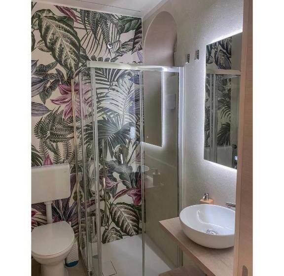 经济房, B&b Buona Stella