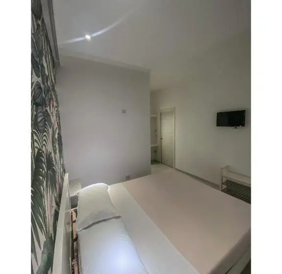 Economy-huone, Relais Buona Stella