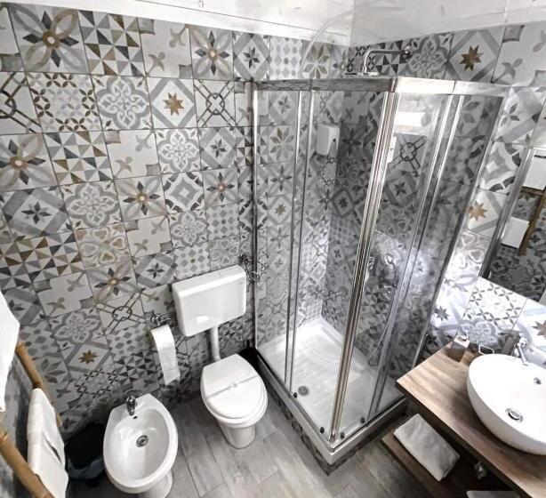 标准间, B&b Buona Stella