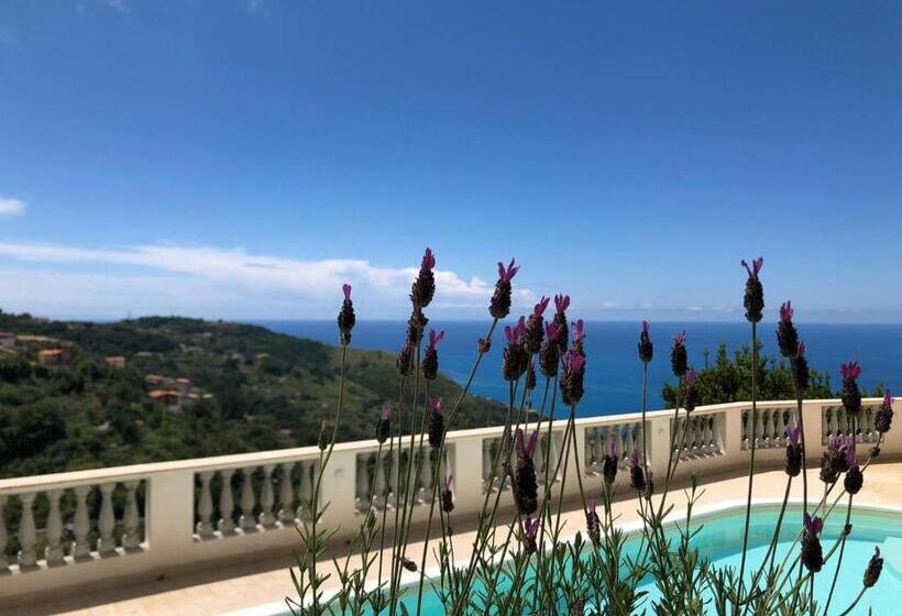 חדר סטנדרט לשלושה, B&b Verzavò