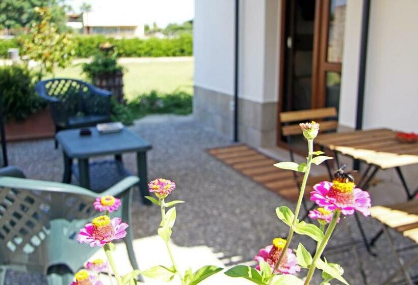 חדר דלוקס לשלושה, B&b Villa Sofia