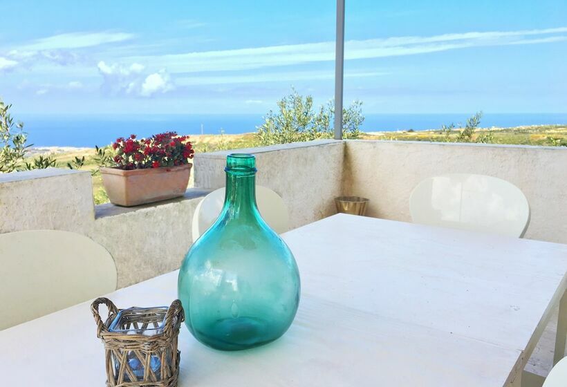 ویلا دلوکس 2 خوابه, Villa Panoramica Sul Mare