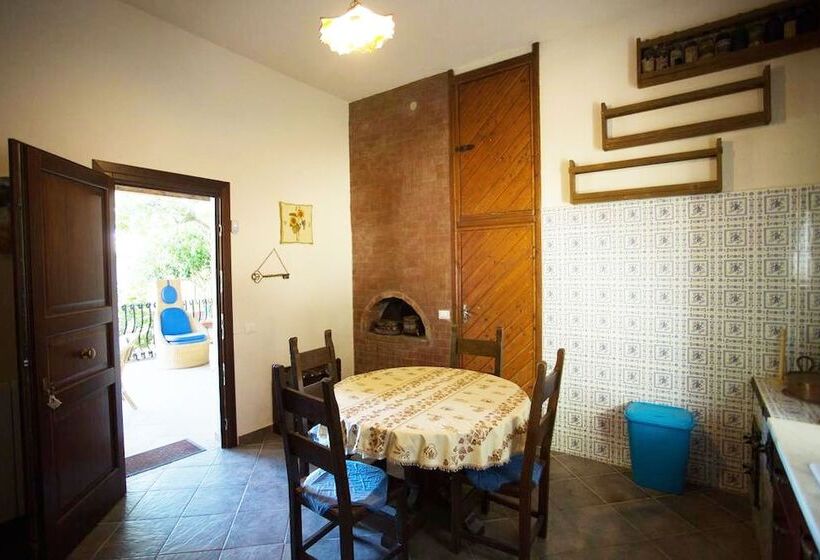 Апартаменты Comfort 2 Спальни, Villa Panoramica Sul Mare