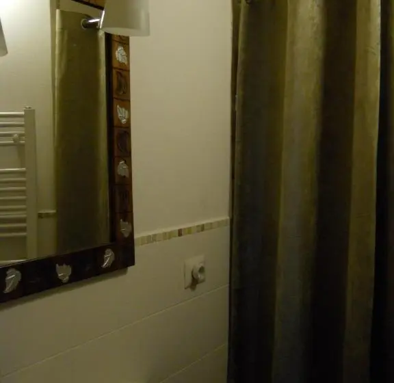 اتاق استاندارد, Agriturismo Bassarì