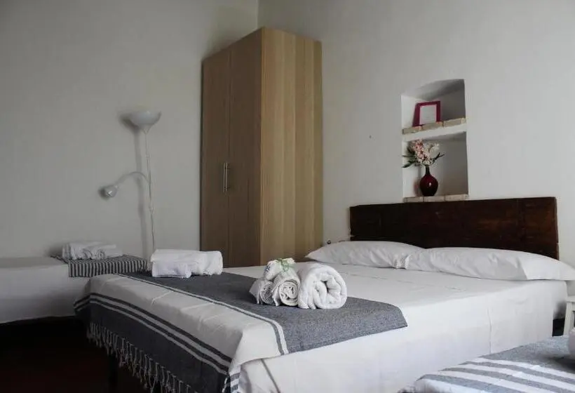 اتاق استاندارد چهار تخته, Agriturismo Bassarì