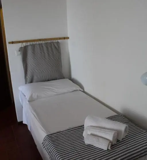 اتاق استاندارد چهار تخته, Agriturismo Bassarì