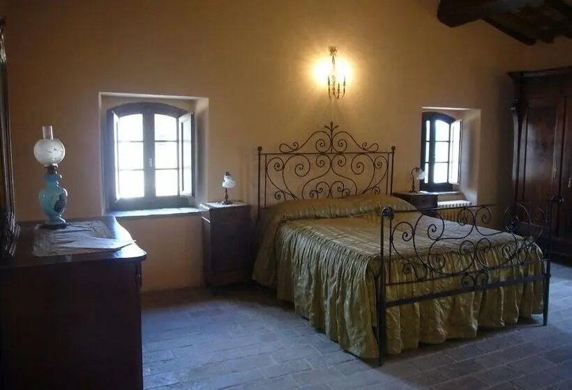 スイート, Borgo Storico Cisterna