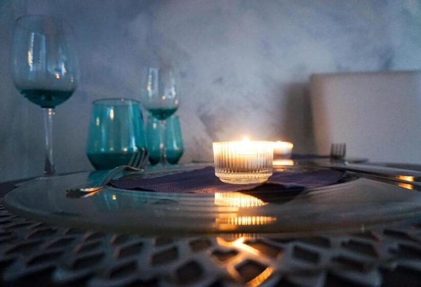 اتاق لوکس, Terre Dell Amore