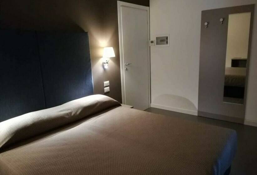 Номер Стандарт, Garda Guest House