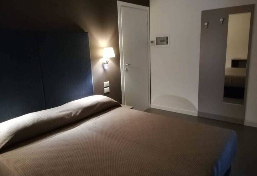 Номер Стандарт, Garda Guest House