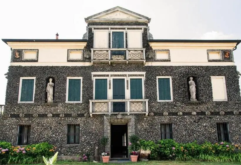 スタンダードルーム, Villa Fava