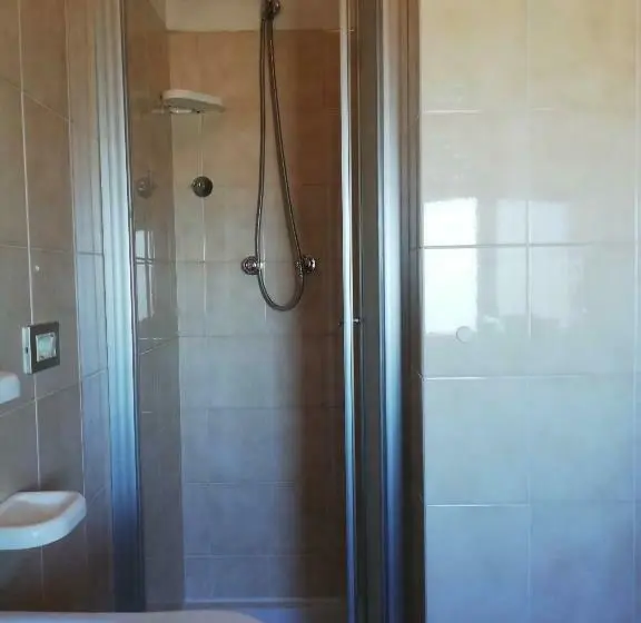 バルコニー付きシングルスタンダードルーム, B&b Attico Mare