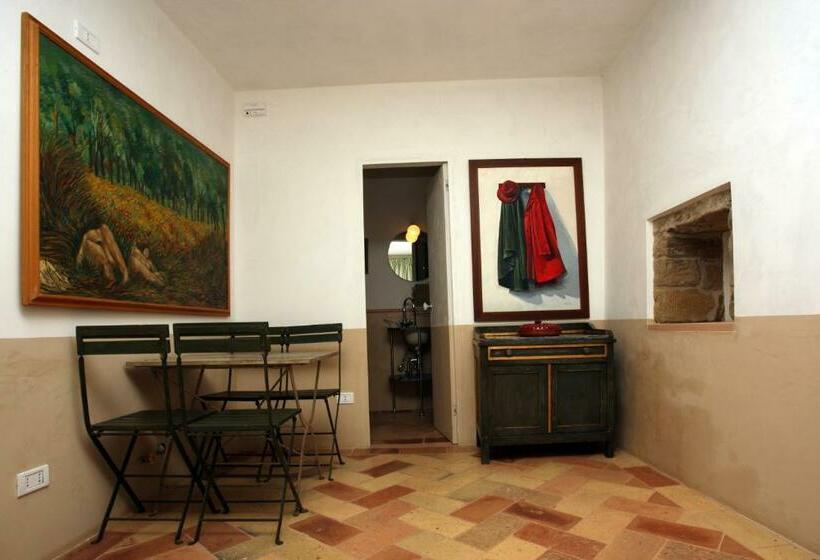 Номер Стандарт, Palazzo Santinelli