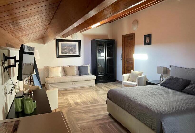 غرفة قياسية رباعية, Palazzo Candida B&b