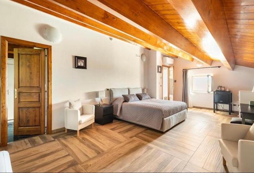غرفة قياسية رباعية, Palazzo Candida B&b