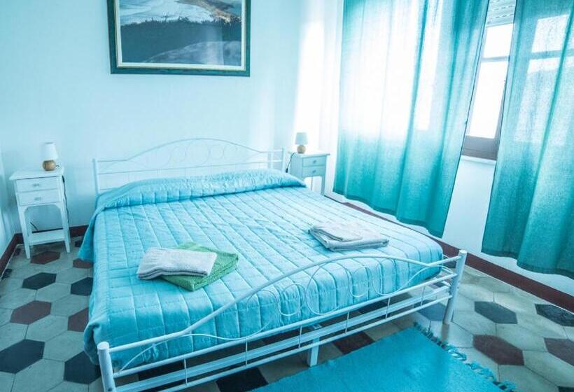 Standard room with outdoor bath, S Apprigu B&b