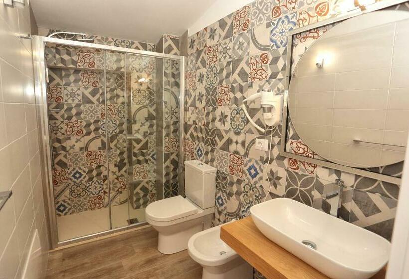 غرفة قياسية مزوَّدة بتراس, Al Duomo Rooms & Flats