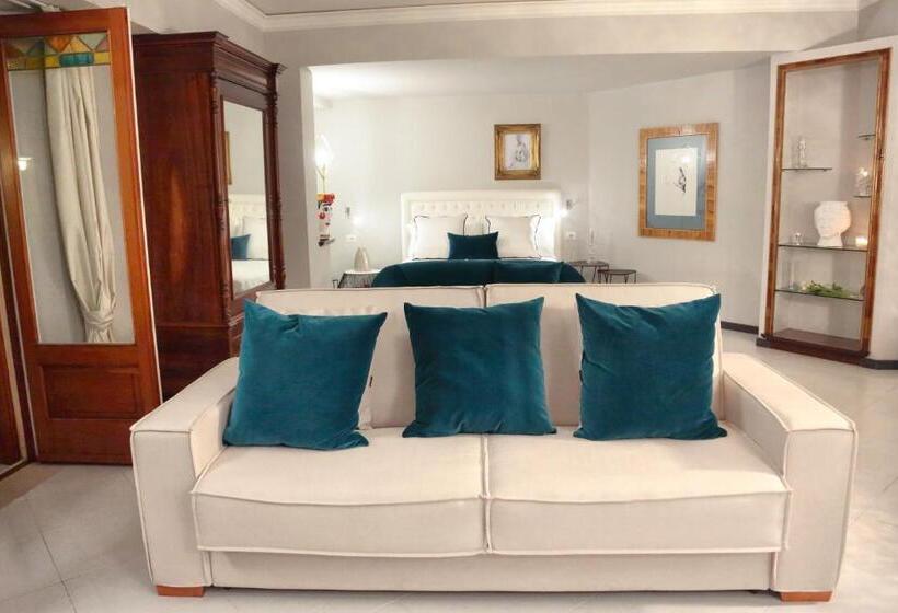 شقة غرفة واحدة مزودة بتراس, Al Duomo Rooms & Flats